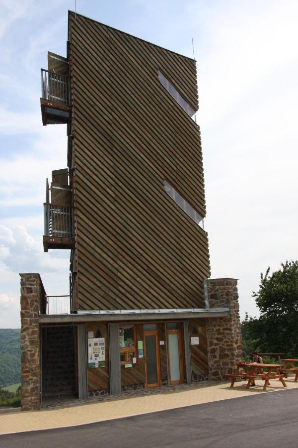Orli Hnizdo At Chateau Novak Křivoklát Exterior foto